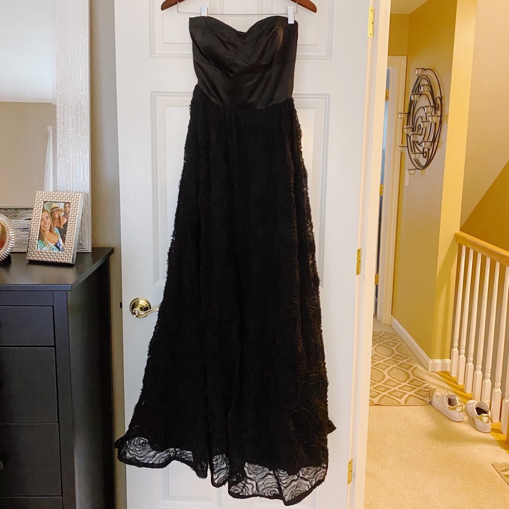 Arianna Papell rose detailed dress